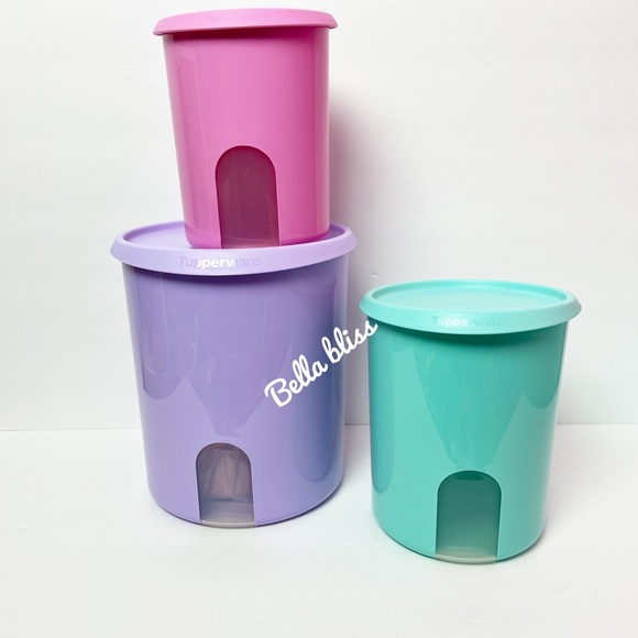 Tupperware one touch canisters New !!! - Picture 2 of 4